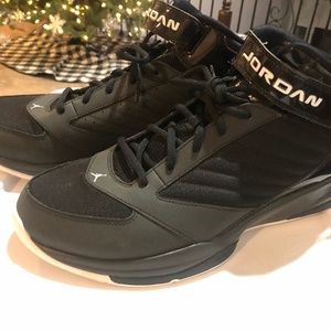 Nike BCT Mid 3